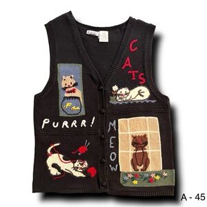 Capacity Sweater Vest Woman Size Large Black Ramie Blend Playful Cats Meow